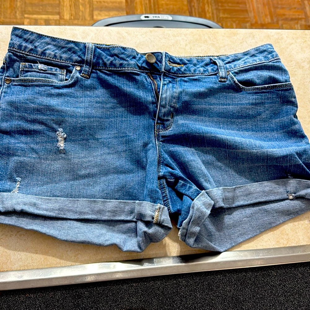 Ana size 10 cuffed jeans shorts